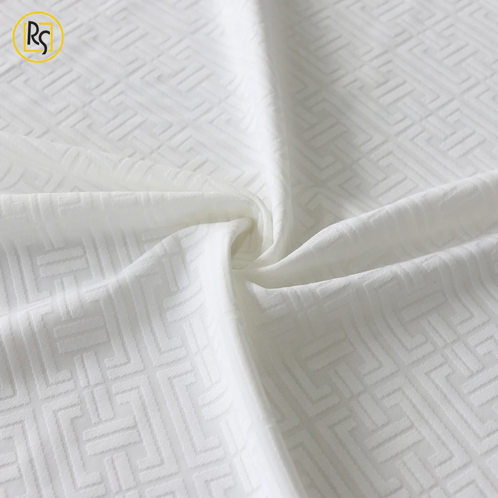 Hot Sale Breathable Nylon Tulle Fabric Dresses Coated Finish Plain Bags Lining Curtains Free Available