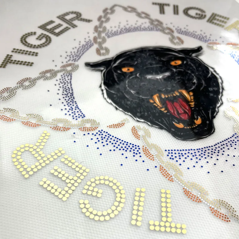 Lucky  Wholesale iron on  transfer spangle hotfix motif tiger design for T-shirt accessories