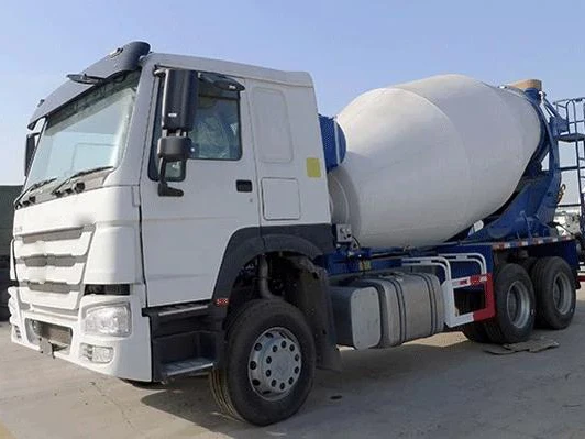 China top brand Sinotruck howo 6x4 10m3 cement truck concrete mixer truck with drum