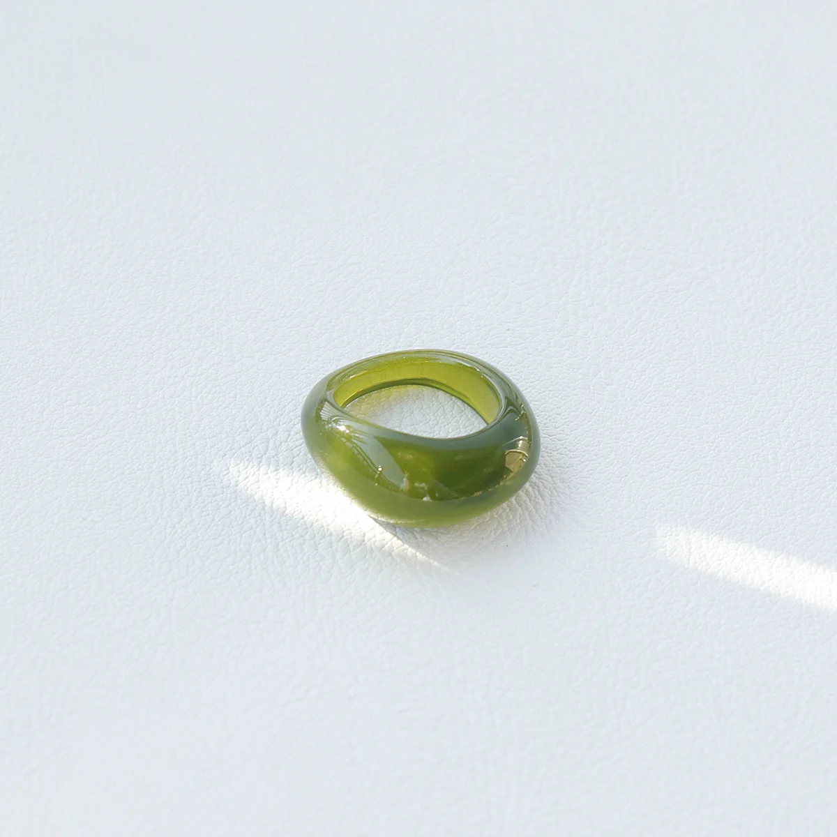 ROMANTIC Fashion Best Selling Acid Acrylic Acetate Simple Transparent colorful Resin Ring