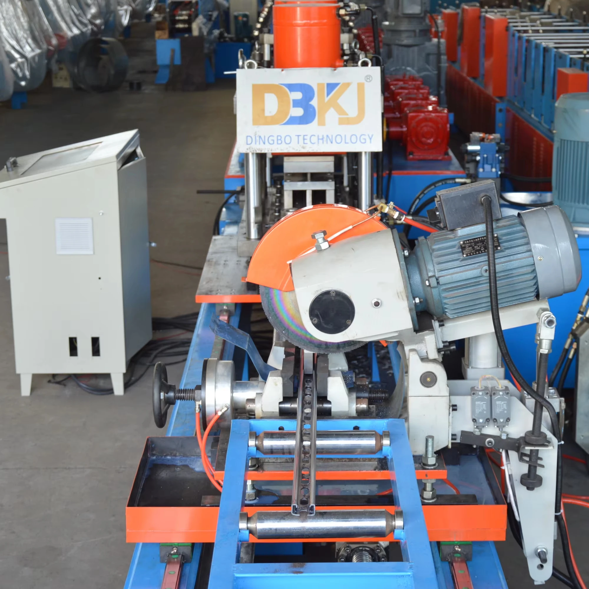 New Arrivals high quality Cu Slotted Strut Channel Roll Forming Machine for sale