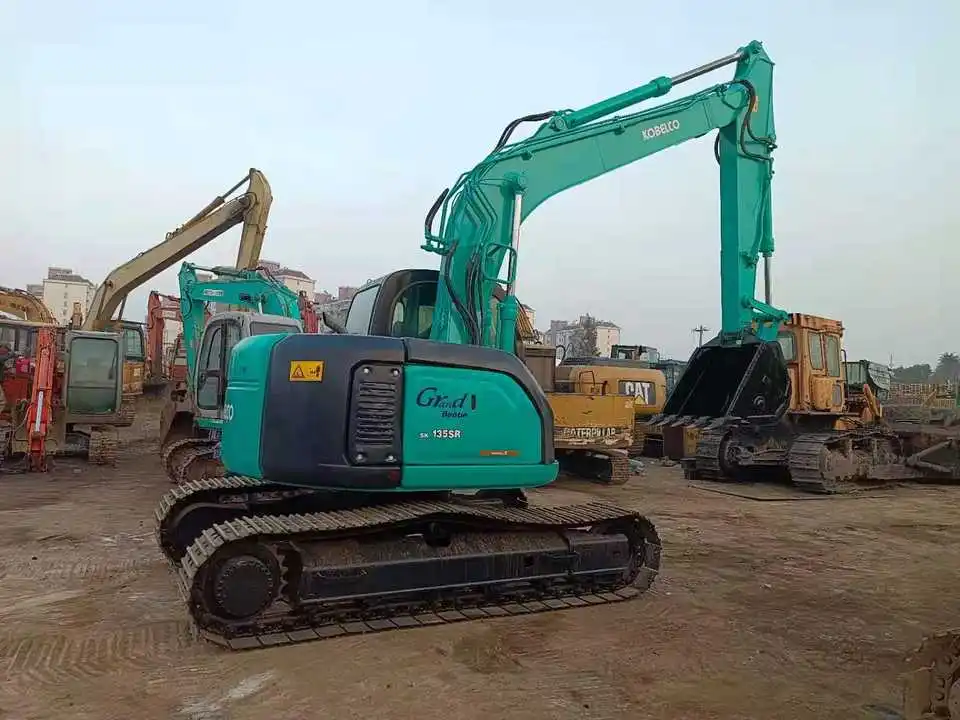 Б/у гидравлический экскаватор SK135 Kobelco SK135sr SK 135 гусеничный Японский в наличии