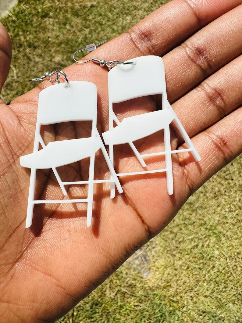 Wholesale Fashion Designer Custom Folding Chair Earrings Diy Color Alabama Stool Chairs White Chair Earrings For Women Girls