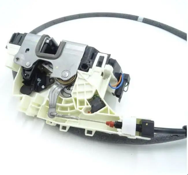 Привод дверного замка A 9067302400 для Mercedes-Benz Sprinter