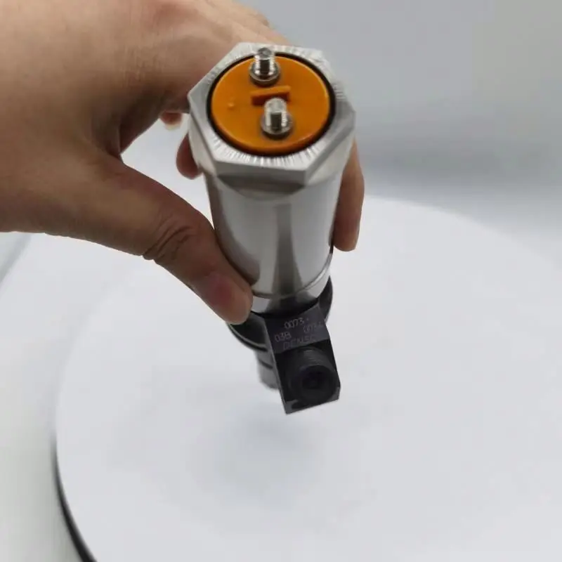 095000-0073 Diesel Common Rail Fuel Injector 095000-0073 For MITSUBISH 8M22T ME163859