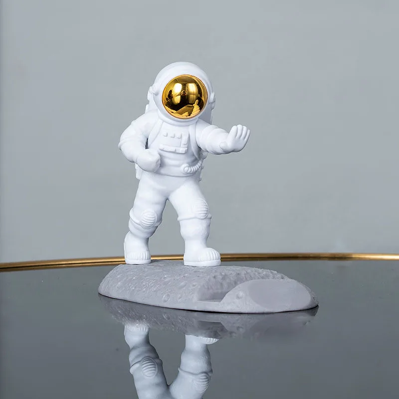 Lazy Reader Astronaut Cell Phone Holder Light Luxury Astronaut Holder Divine Resin Spaceman on Base Holder for Cell Phone