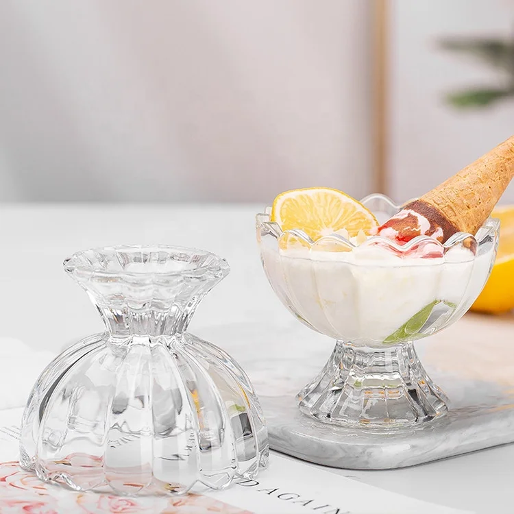 Wholesale glass lotus sundae cup for ice cream dessert and soda