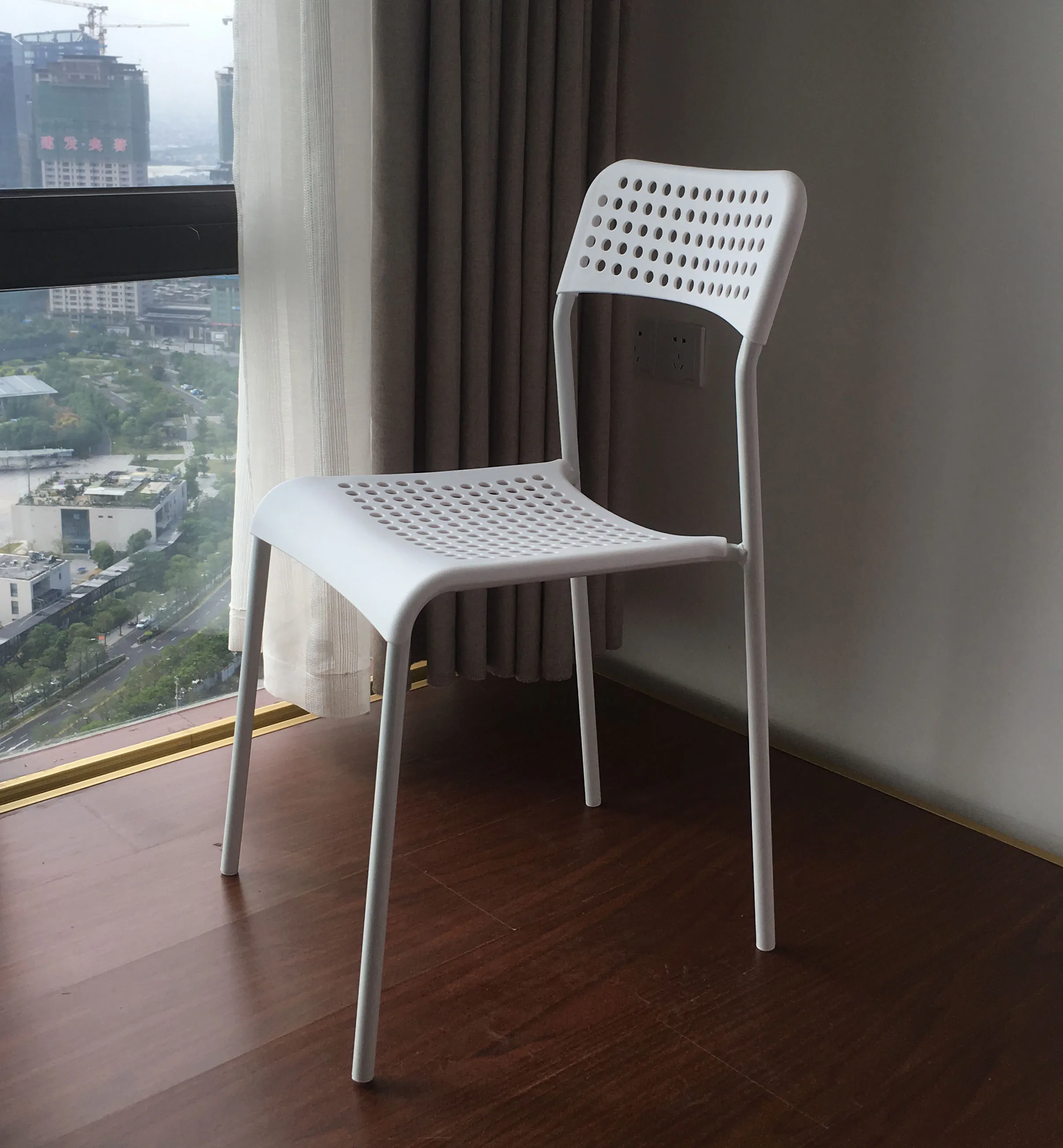 Home Furniture Steel Plastic Modern Furniture Dining Room Furniture Square Monoblock Chair Dining Chair Metal Leg Assemble