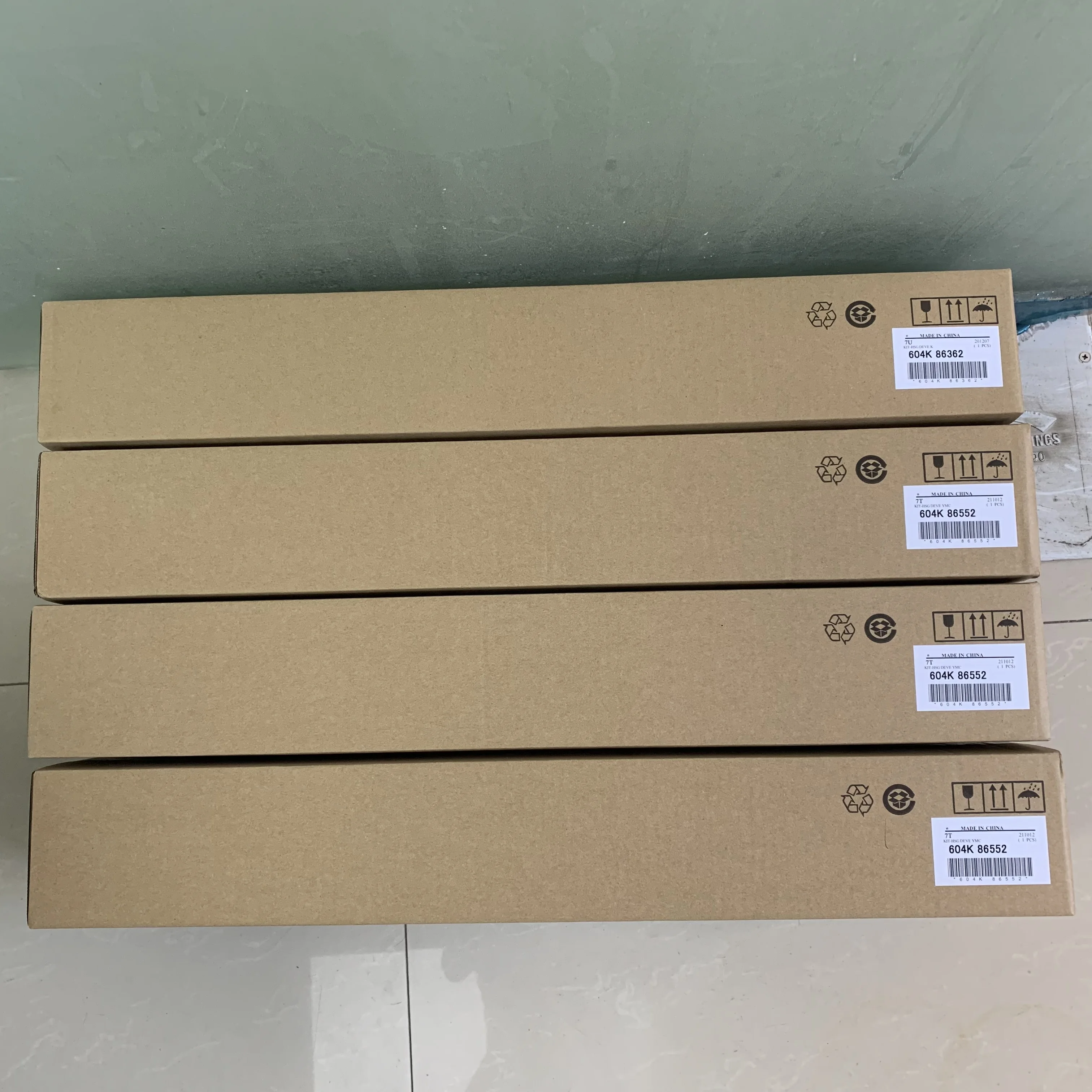 Developer Housing Assembly 604K86552 for Xerox 700 Color 550 560 C60 C70 C75 J75 Original Spare Part Unit 675K76220