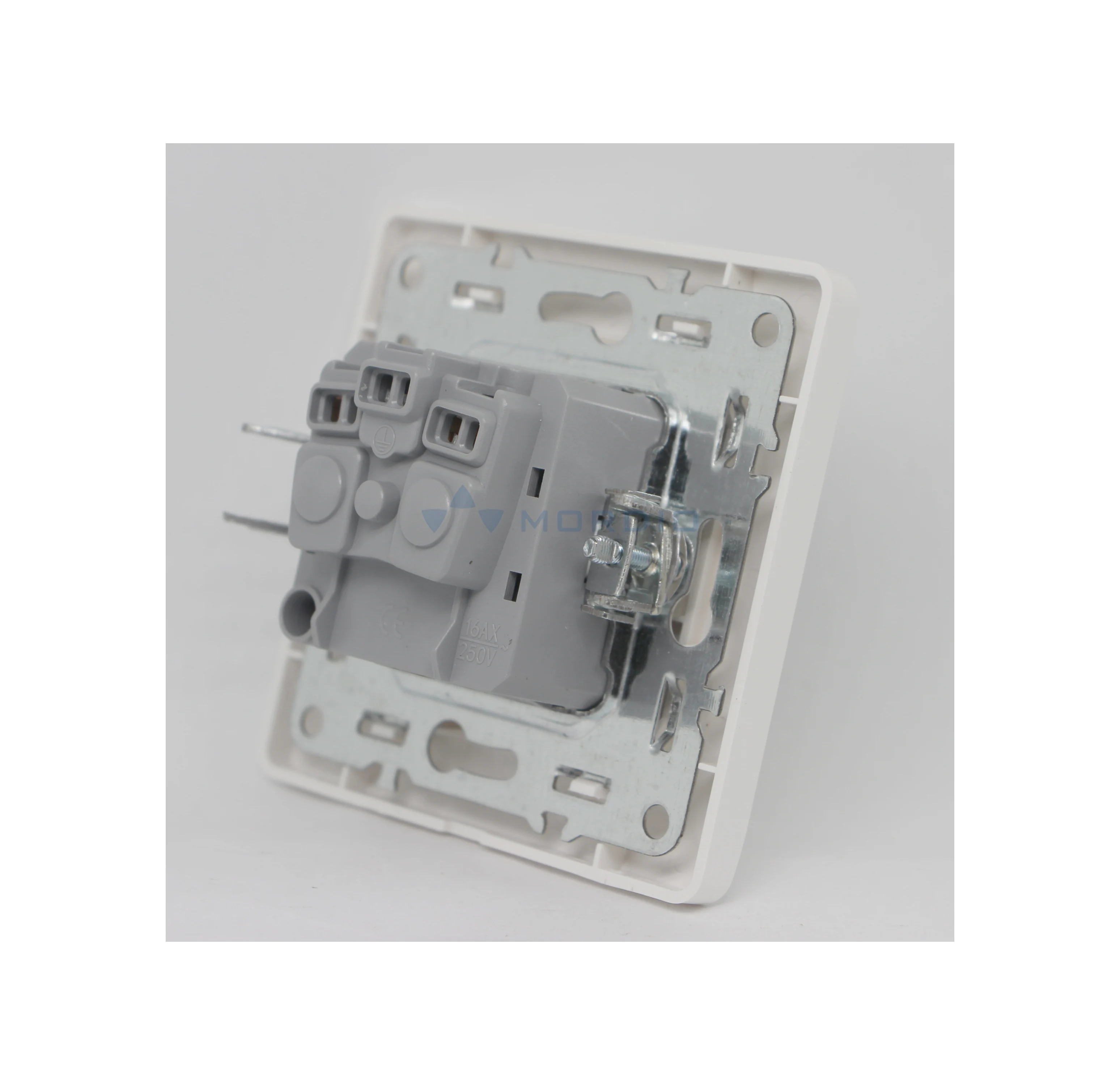 O100 European wall Switch socket Schuko socket 16A for lamp bulb spotlight lighting wholesaler