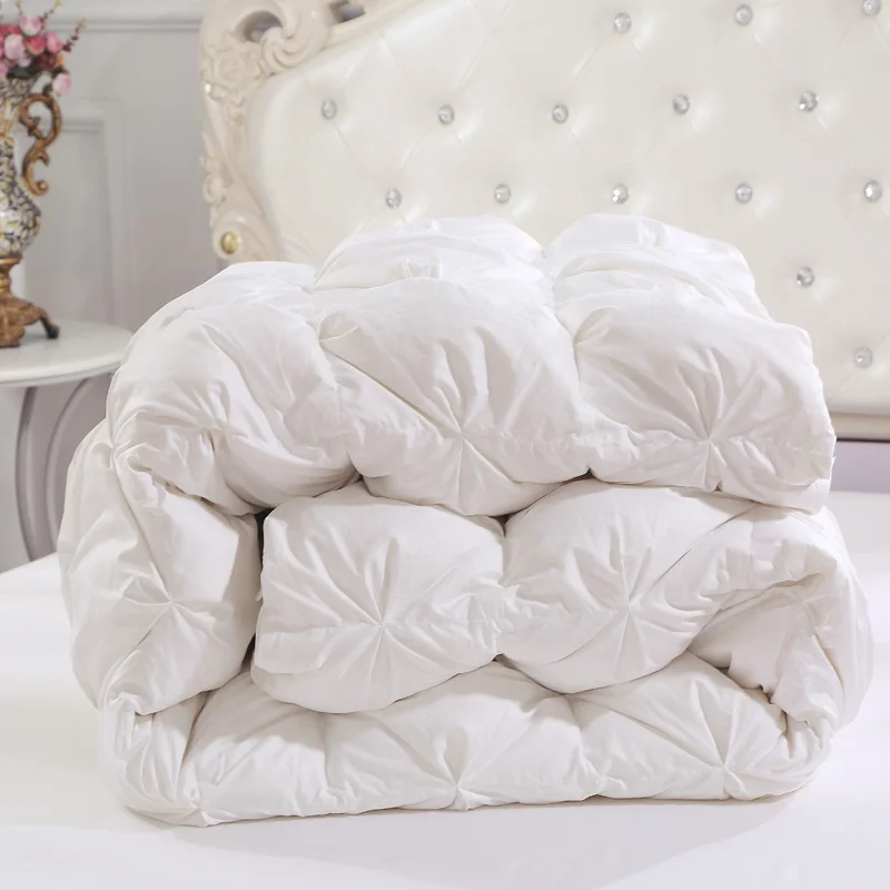 2022 Cheap King Size White Designer Feather Microfiber Comforter Duvet