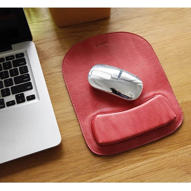 Customized Wholesale Genuine Leather Mouse Pad With Promotion Logo Mouse Palm Pad with wrist cushion