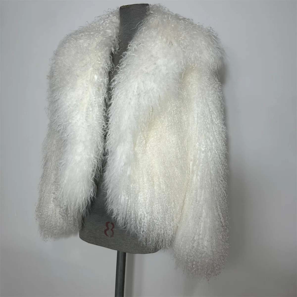 Fashion Real Mongolian Lamb Fur length 60cm Women Natural Sheep Fur Jacket With Lapel Short Fur Outerwear