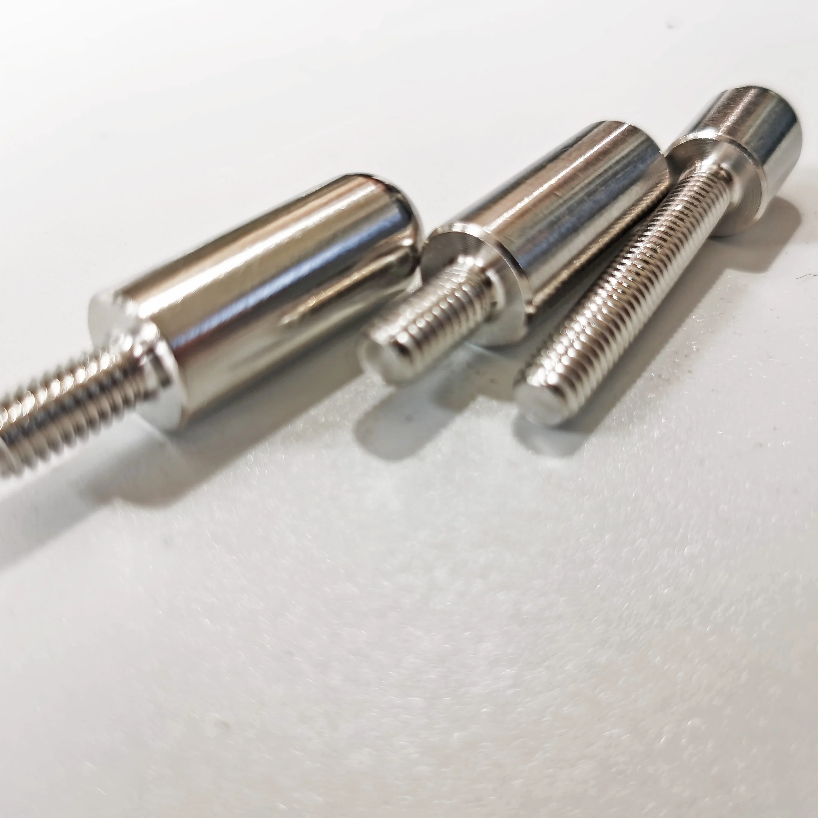 Custom CNC Turned Fastener Non-standard Typical Shape Round Head Screw