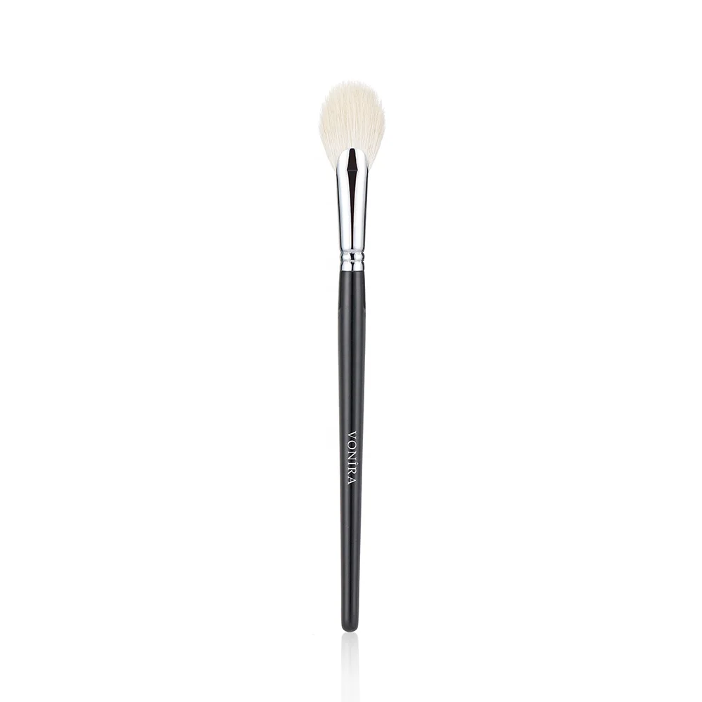 Vonira Beauty Makeup VHQ-149 Oval Tapered Fan Highlighting Brush With Silver Copper Ferrule Custom Private Label Service