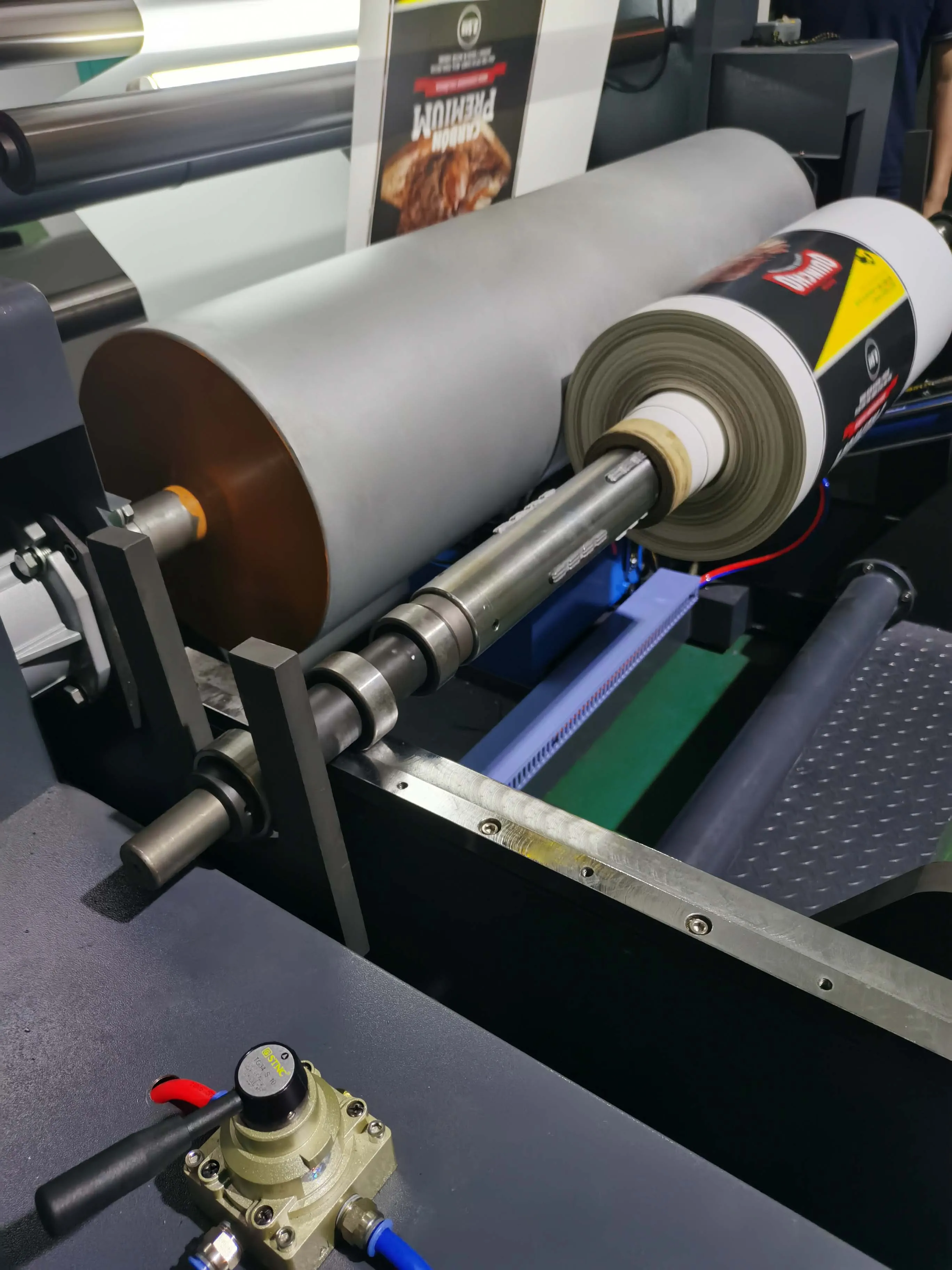 Disposable Paper Cup Printer Automatic Multi Color Flexo Printing Machine For Paper Cup