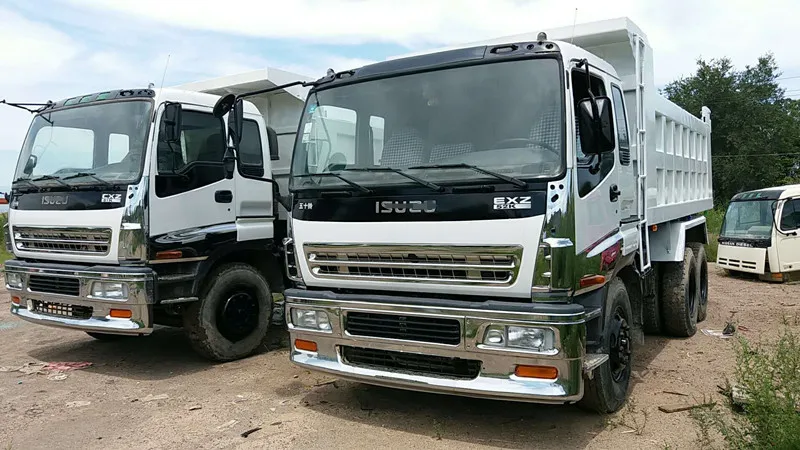 Грузовик самосвал 4WD