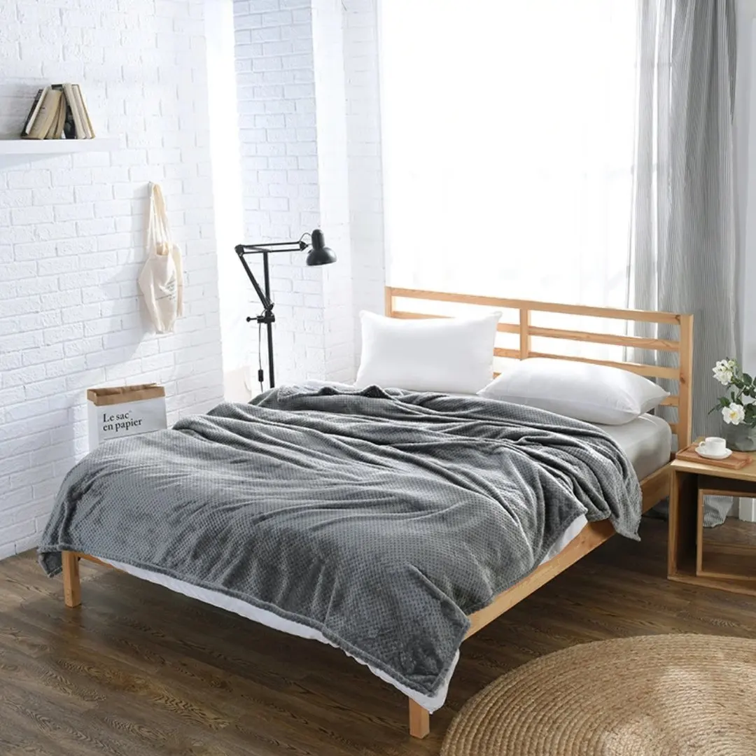 China factory wholesale custom super soft plaid flannel blanket coral fleece blanket