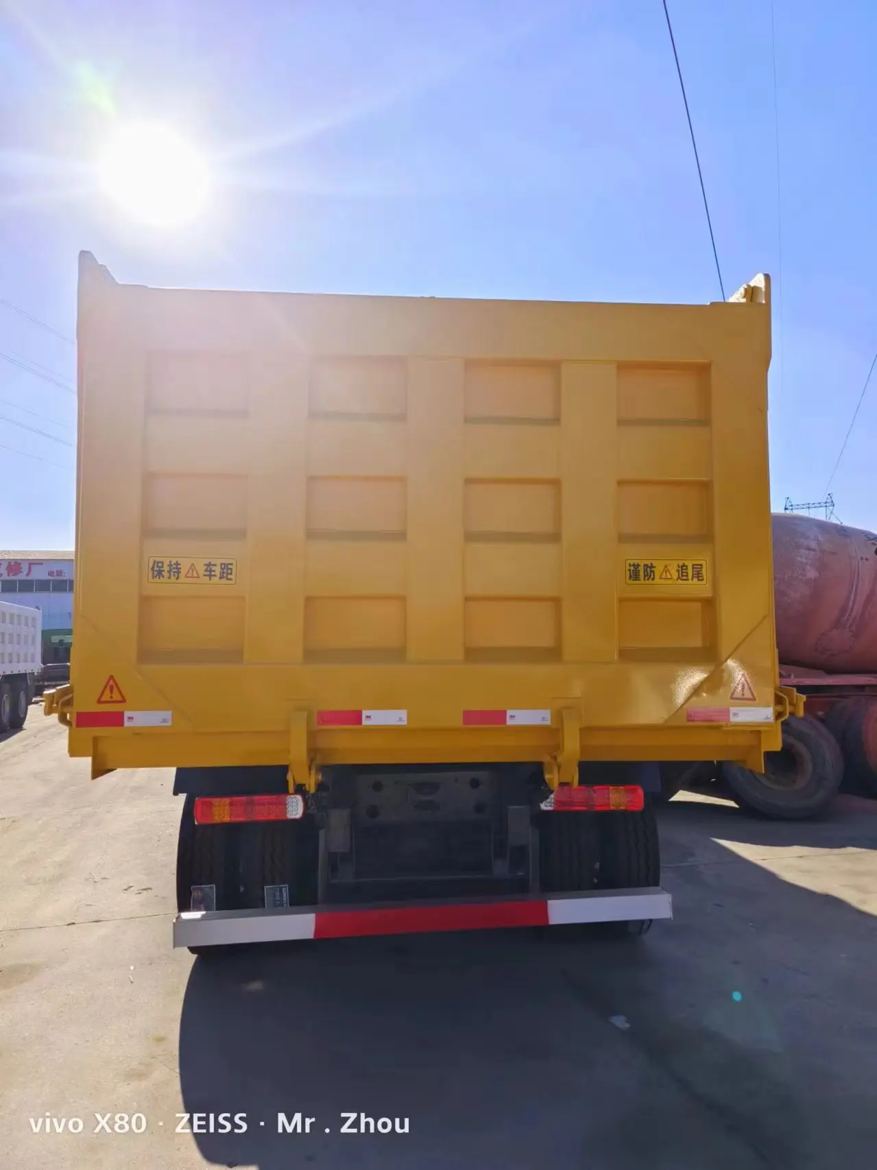 Подержанный китайский бренд Sinotruk 8x4 375 л.с. 12 колес б/у самосвал Howo с хорошим состоянием для продажи