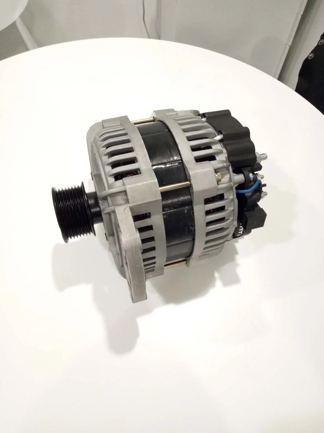 16 Years Factory Supplier Self-excited 48 Voltage Dc 200a 10kv Current Pulley Regulator Alternator Generator