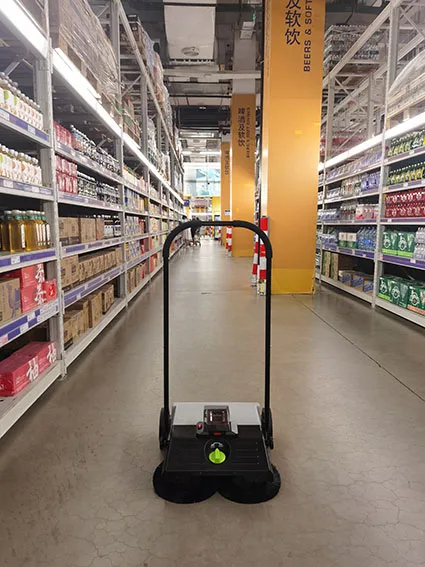 Battery sweeper for large debris removal in parking lots and sidewalks