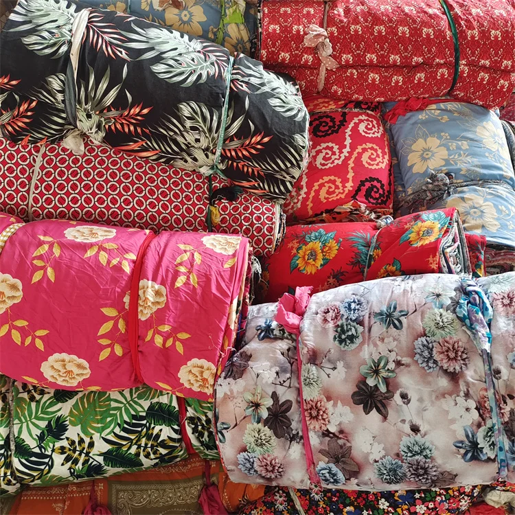 Hot Sale Low Price Inventory Rayon Printed Cut Pieces1-5Meters Ladies Skirt Fabric