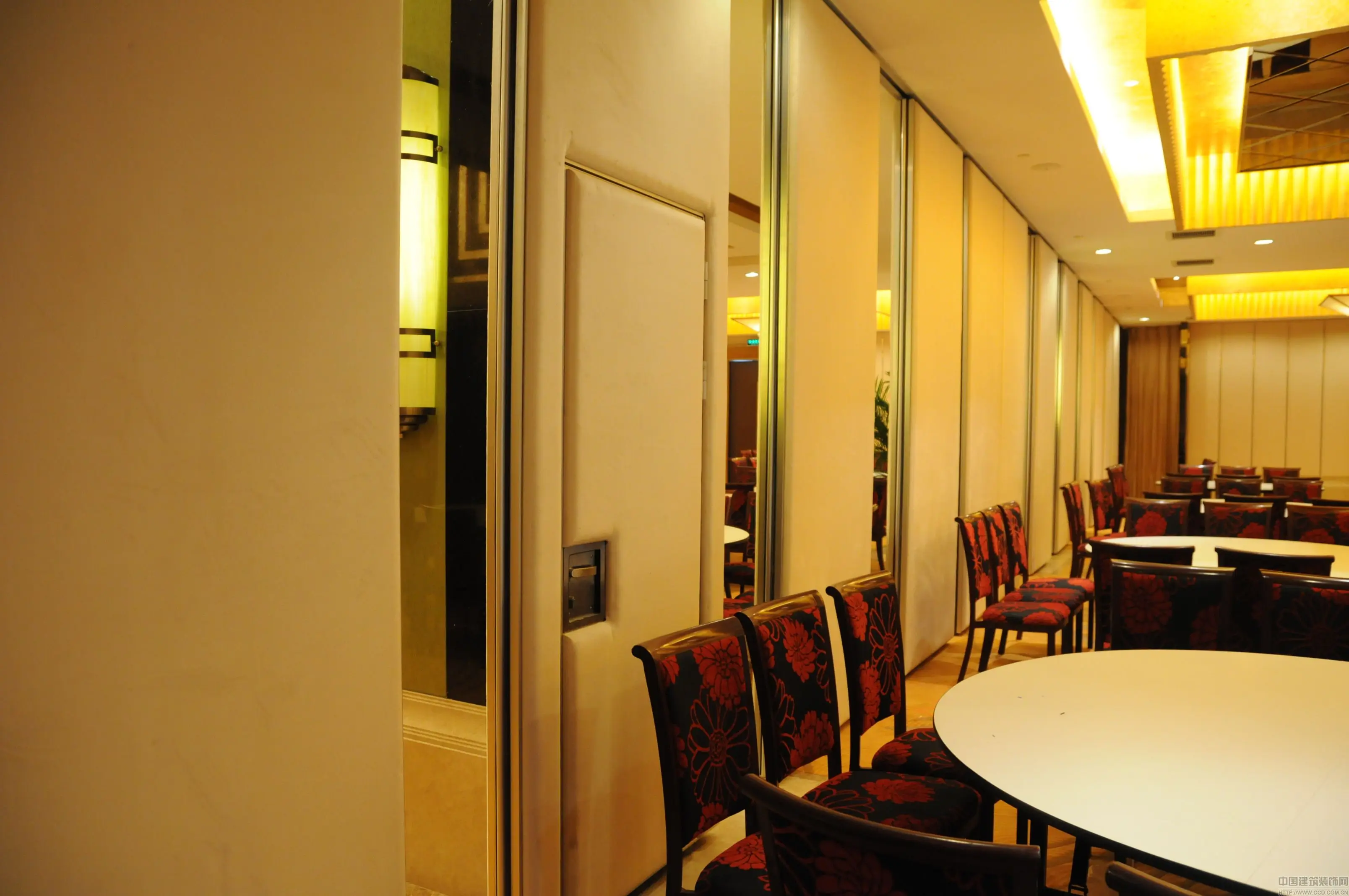 65mm fabric with sponge finishes stainless steel wooden folding partition wall aluminium sliding door profiles