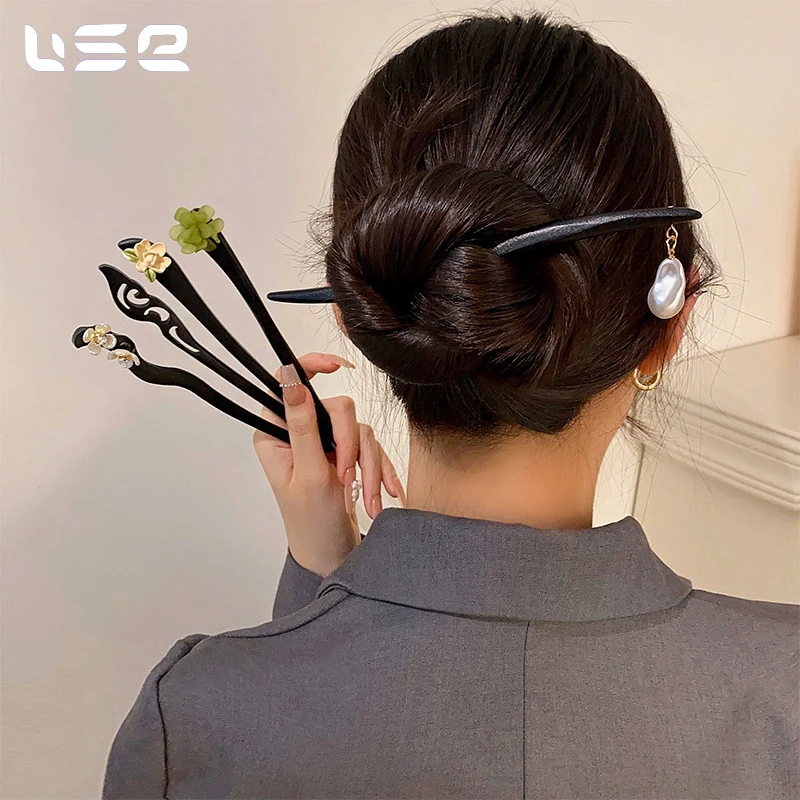 Chinese Style Vintage Simple Personalized Wood Hairpin with Flower Hair Accessories Wholesale for Women
