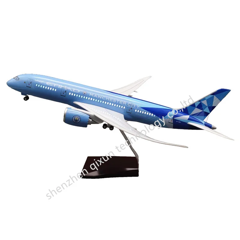 Unique Kids Toy LED Flashing Scale 1:130 43cm Boeing 787 ETIHAD Blue Aircraft Resin Model Aircraft with Wheels