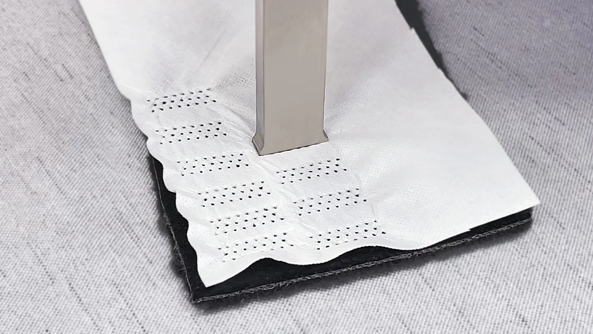 Hot sale small size ultrasonic welding handheld machine for plastic with steel, aluminum, titanium