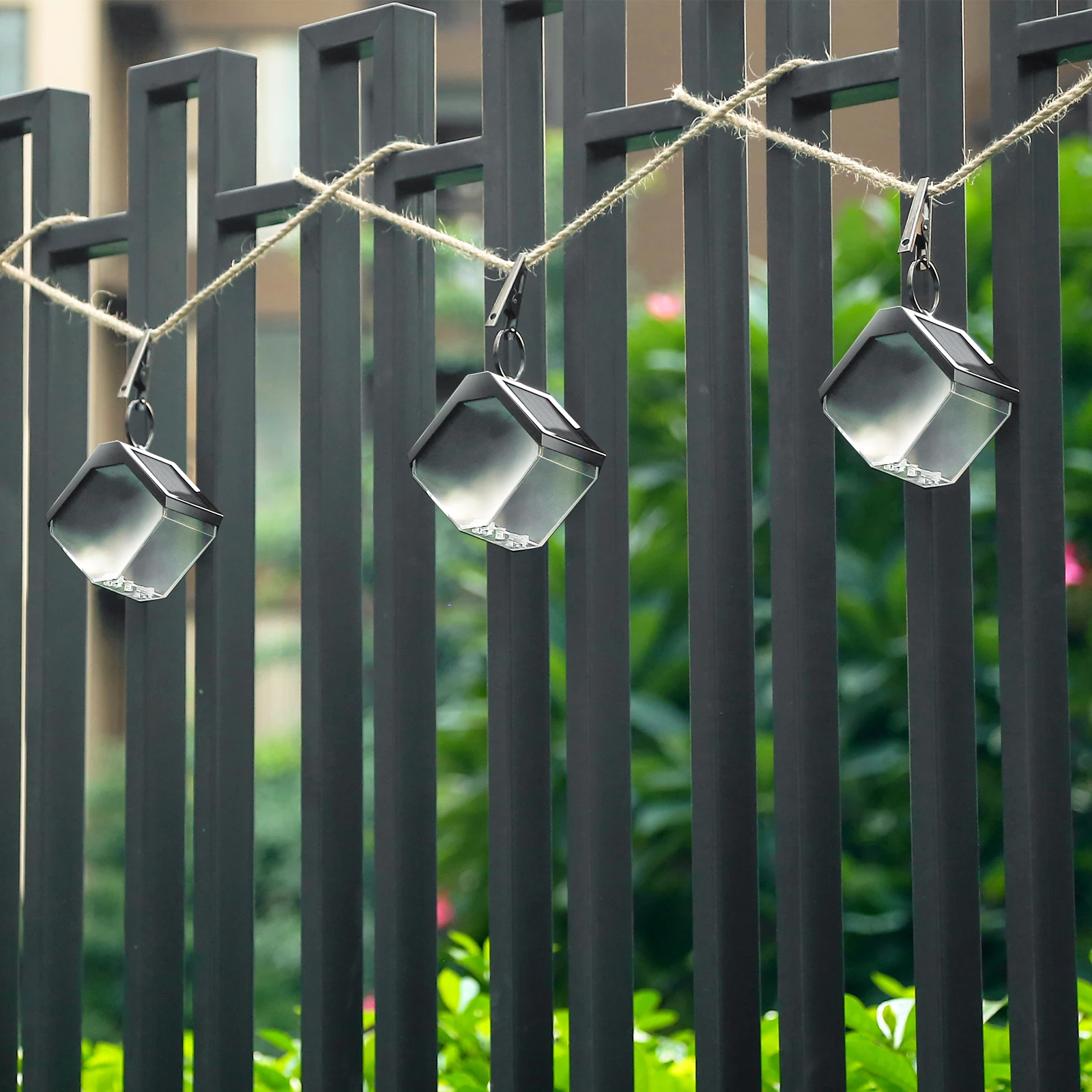 Solar landscape atmosphere decoration outdoor tree lights courtyard gardens waterproof LED villas household hand-held lights