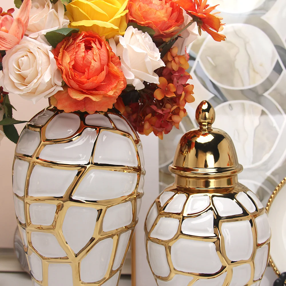 J198 ceramic gold ginger jar new design temple jar sets hot sale home decor vase