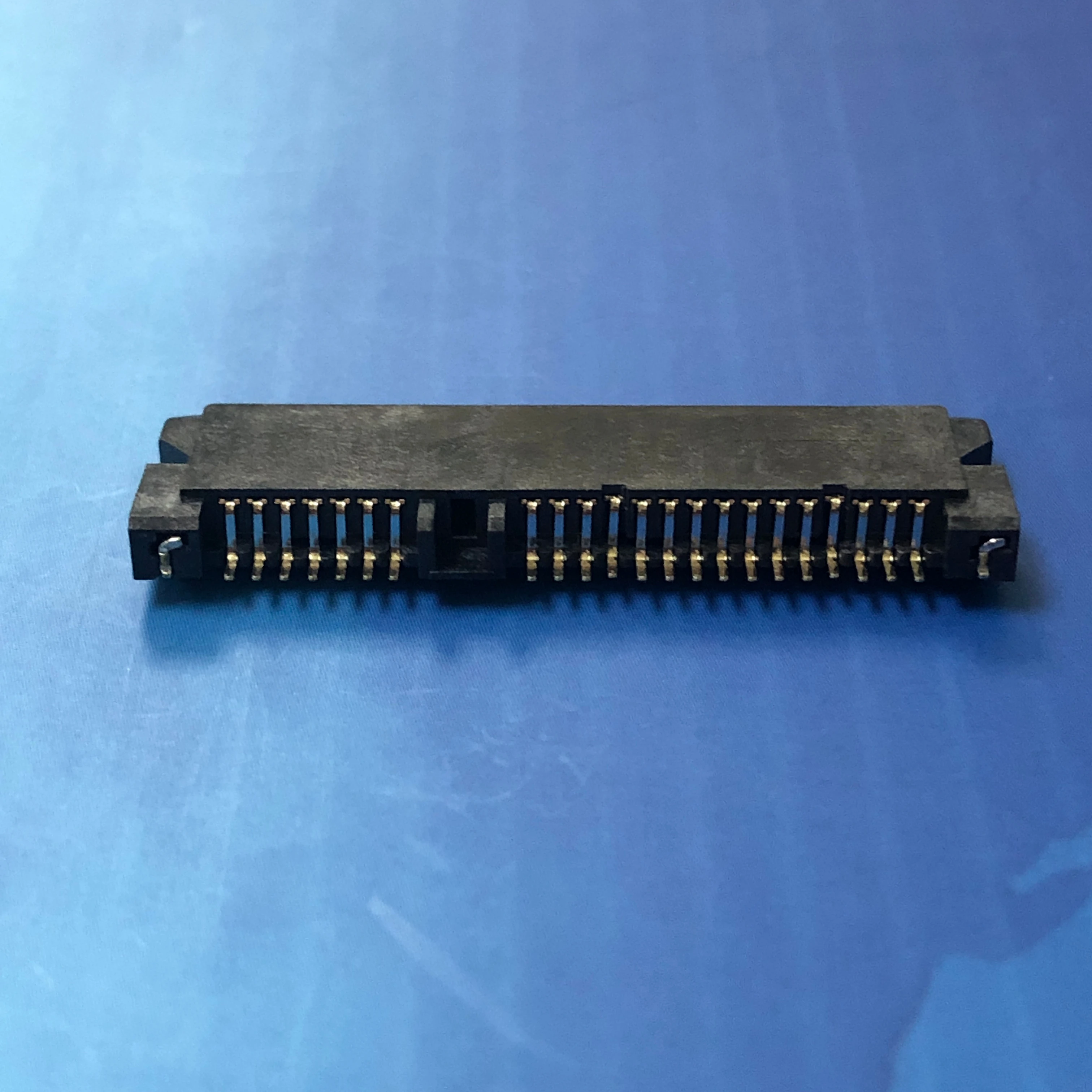  USB разъем SATA 7 + 15-полый штифт SMT штыревой типа