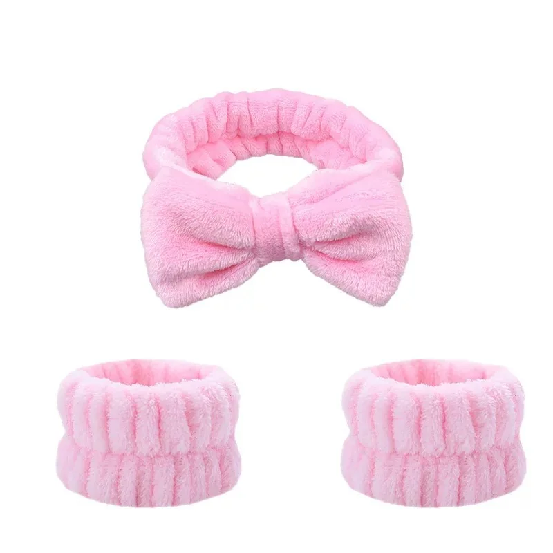 Wholesale High Quality Customized Fabric Soft Plush Headband Elastic Wash Face Hairband Wrist Set
