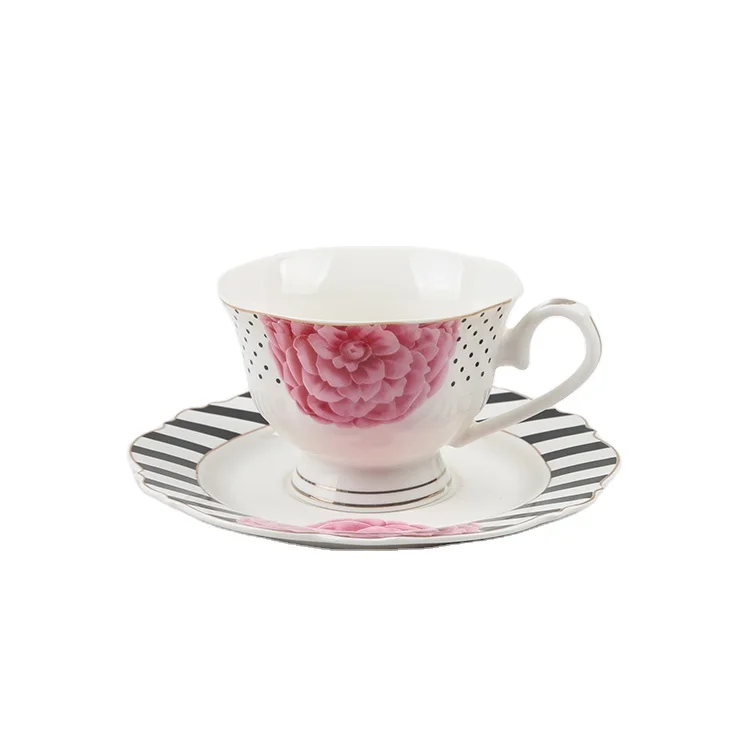 Luxury dinnerware bulk restaurant gold rim ceramic dinner set for wedding