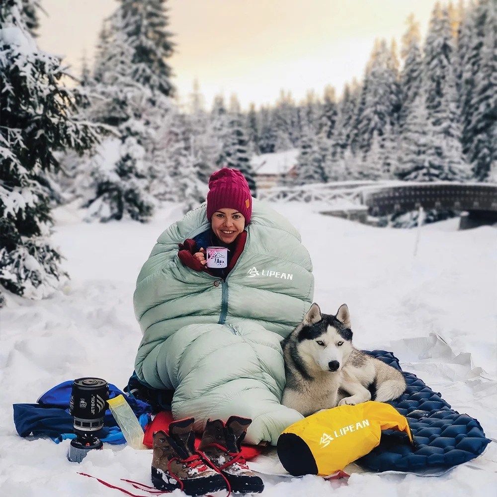 LIPEAN 2022 New Coming Wearable 4 Season Ultralight 850fp Mummy Down Sleeping Bag with Center Zip for Indoor Outdoor