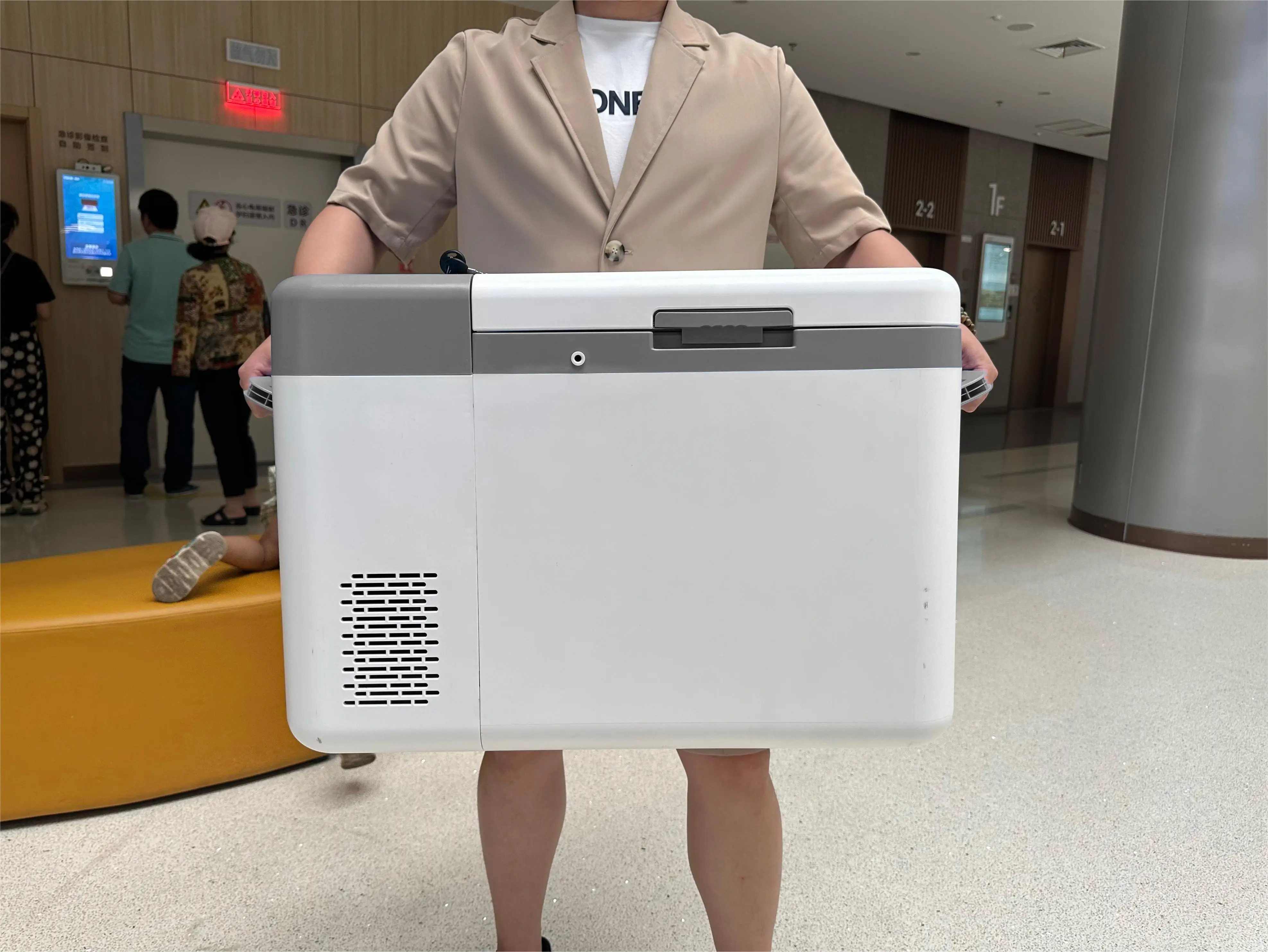 Portable Ultra Low Temperature Vaccine Transfer Stirling Cooler Mini Laboratory Freezer medical freezer