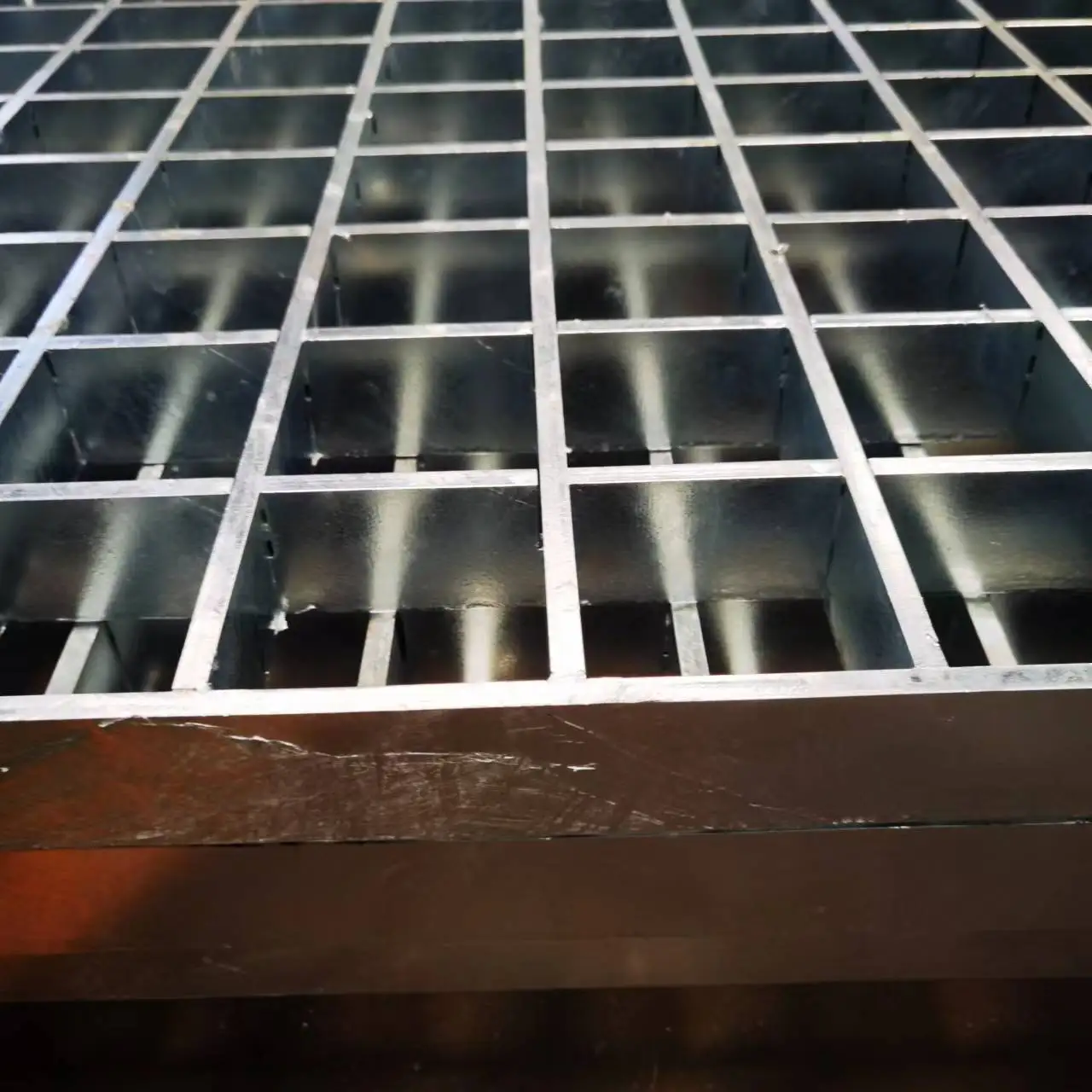 Manufacture  Price Steel Serrated Grating  for parking platform