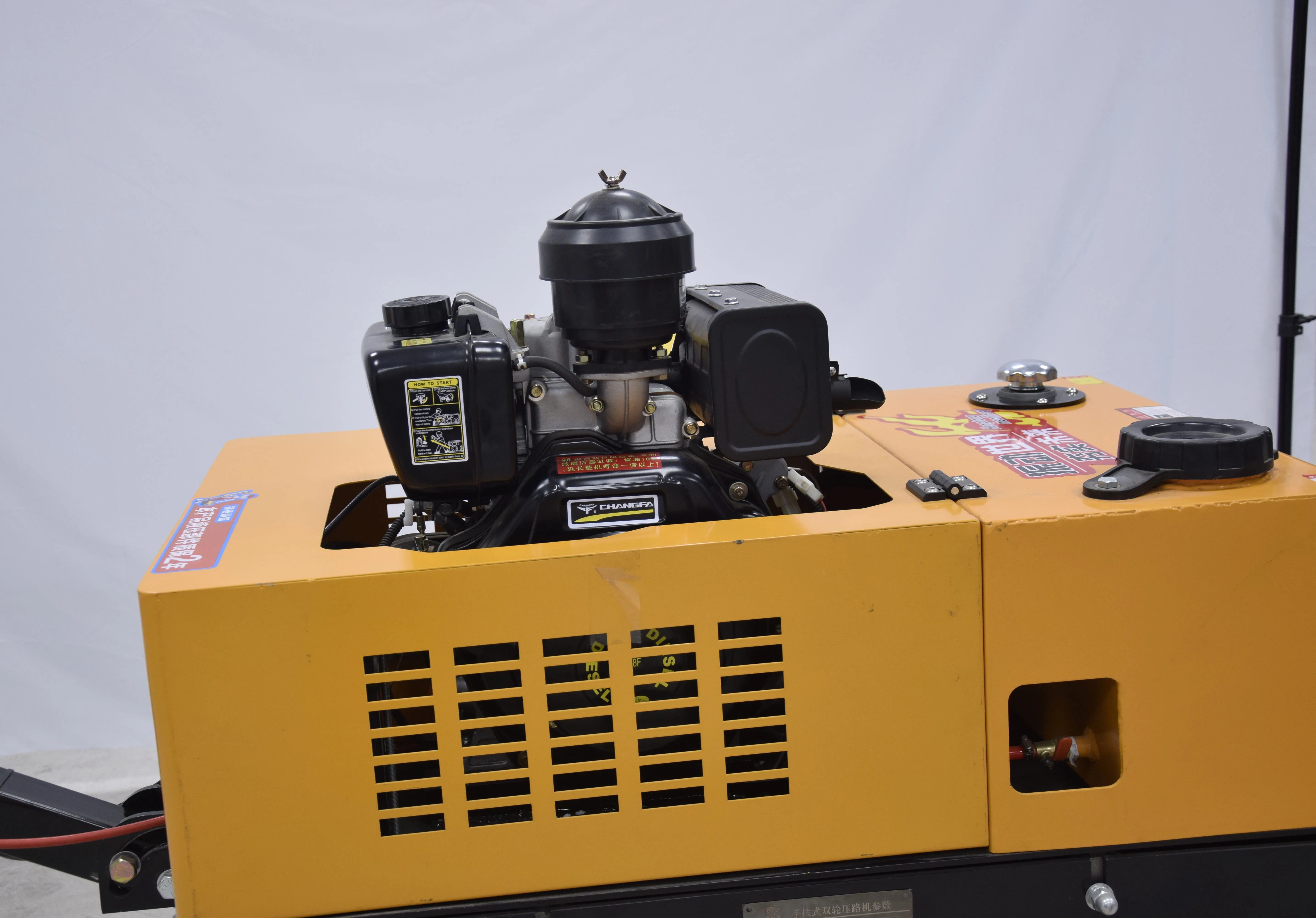 Small Two-wheel Vibrating Walk-behind Compactors Ground Rollers