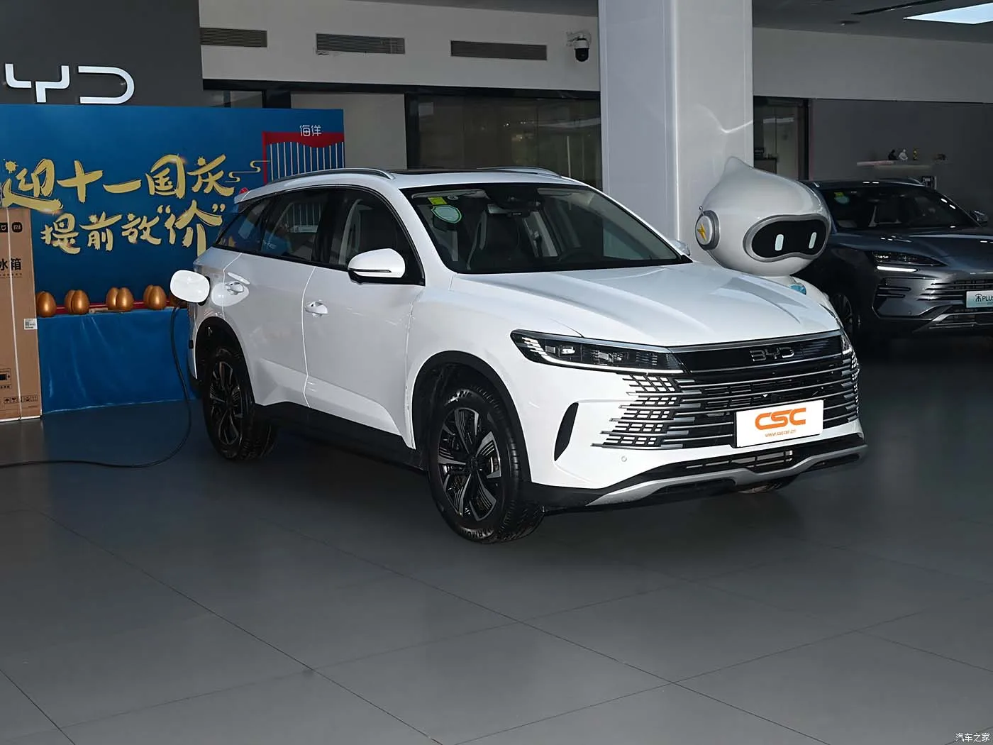 2025 BYD DM-i 05 115 км модели морского льва Новые гибридные автомобили Euro VI с турбодвигателем кожаные сиденья левое Рулевое управление