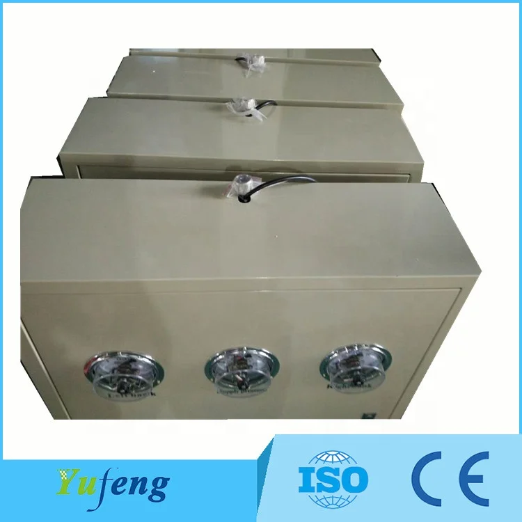 Hospital gas supplying central oxygen manifold