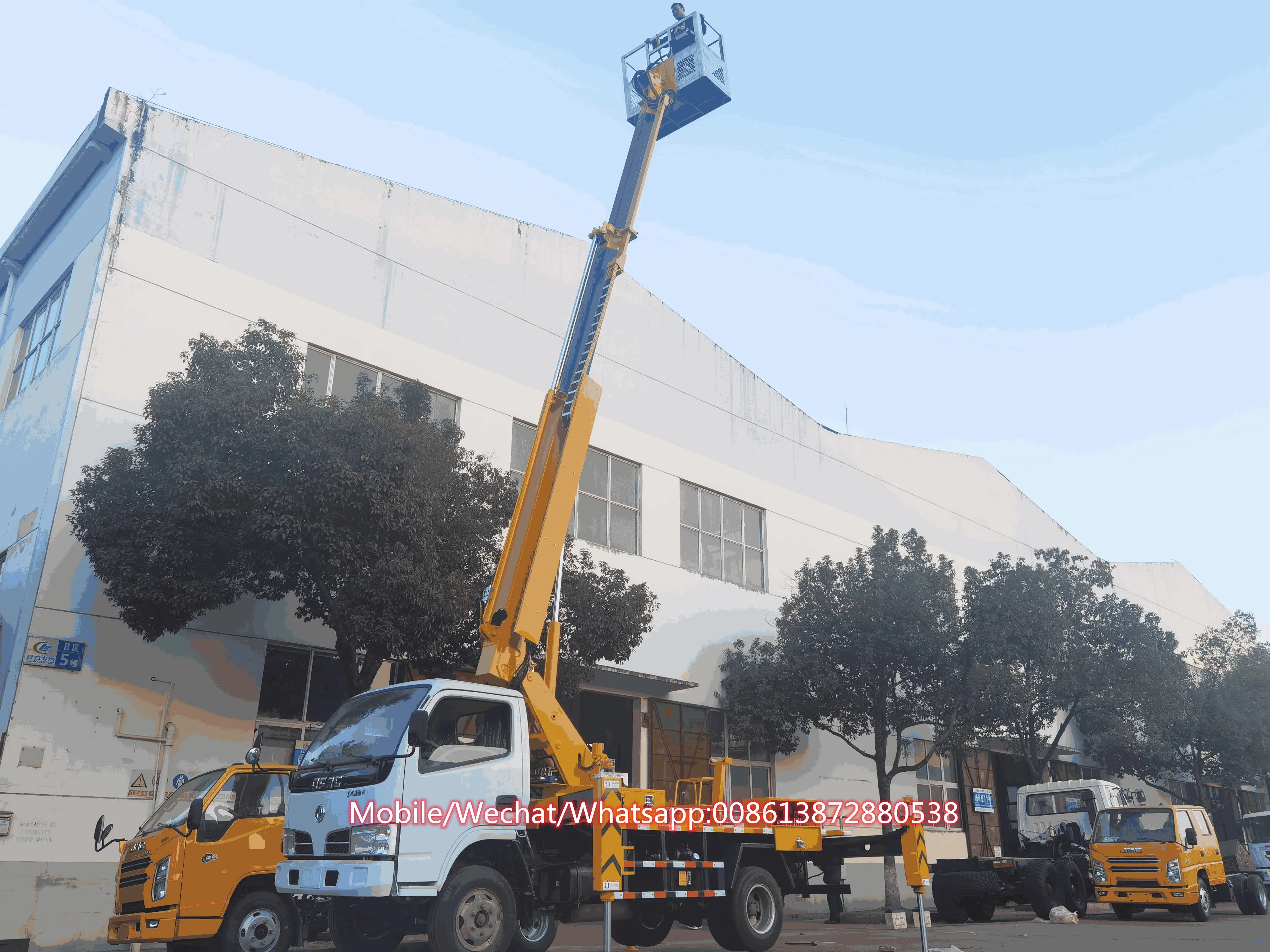 12meters Telescopic boom truck with remote control/truck mounted book truck 14meters