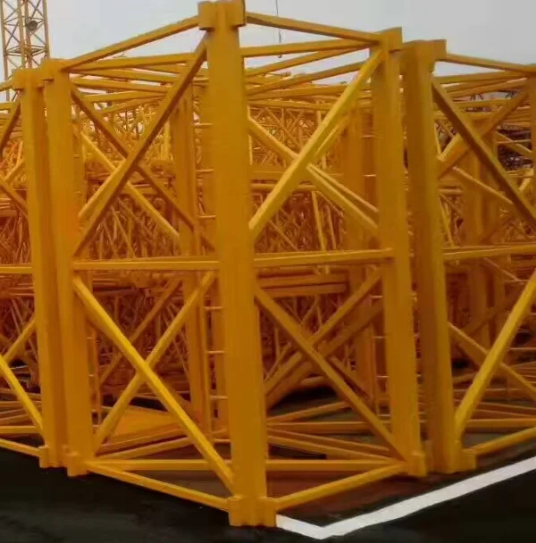 Секция мачты строительного башенного крана