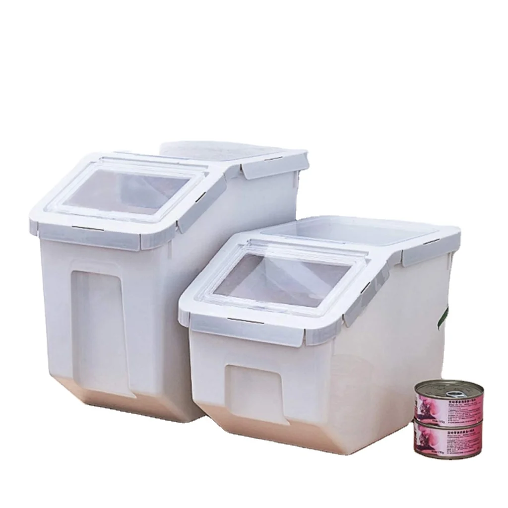 
High Quality Dog Food Storage With Locking Lid Food Barrels With Measuring Cup Edge Smooth Plastic Pet Food Bucket 