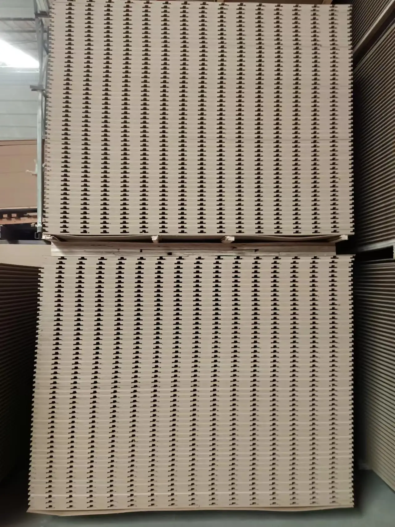 Factory Direct Sale 15-18mm Melamine Board 4x8ft Panel Faced Slotted MDF wholesale Slatwall Panel  waterproof mdf board