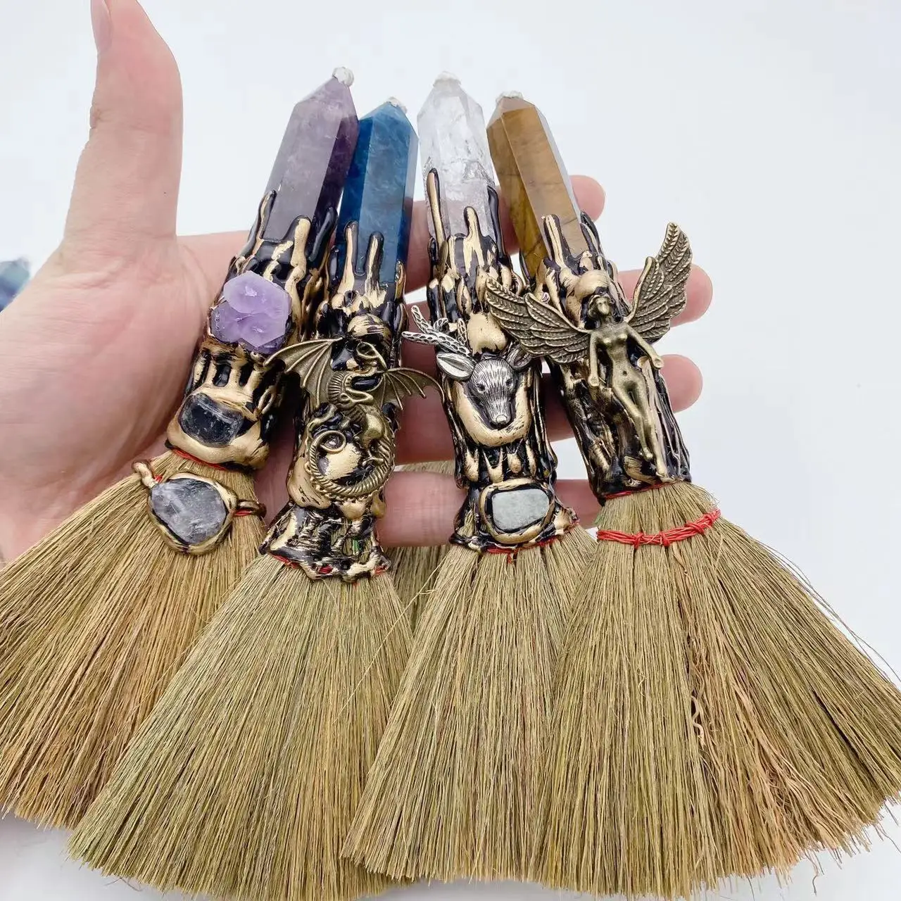 Factory Price Wholesale Cheap Price Hand Made Crafts Natural Crystal Points Magic Brooms For Gift