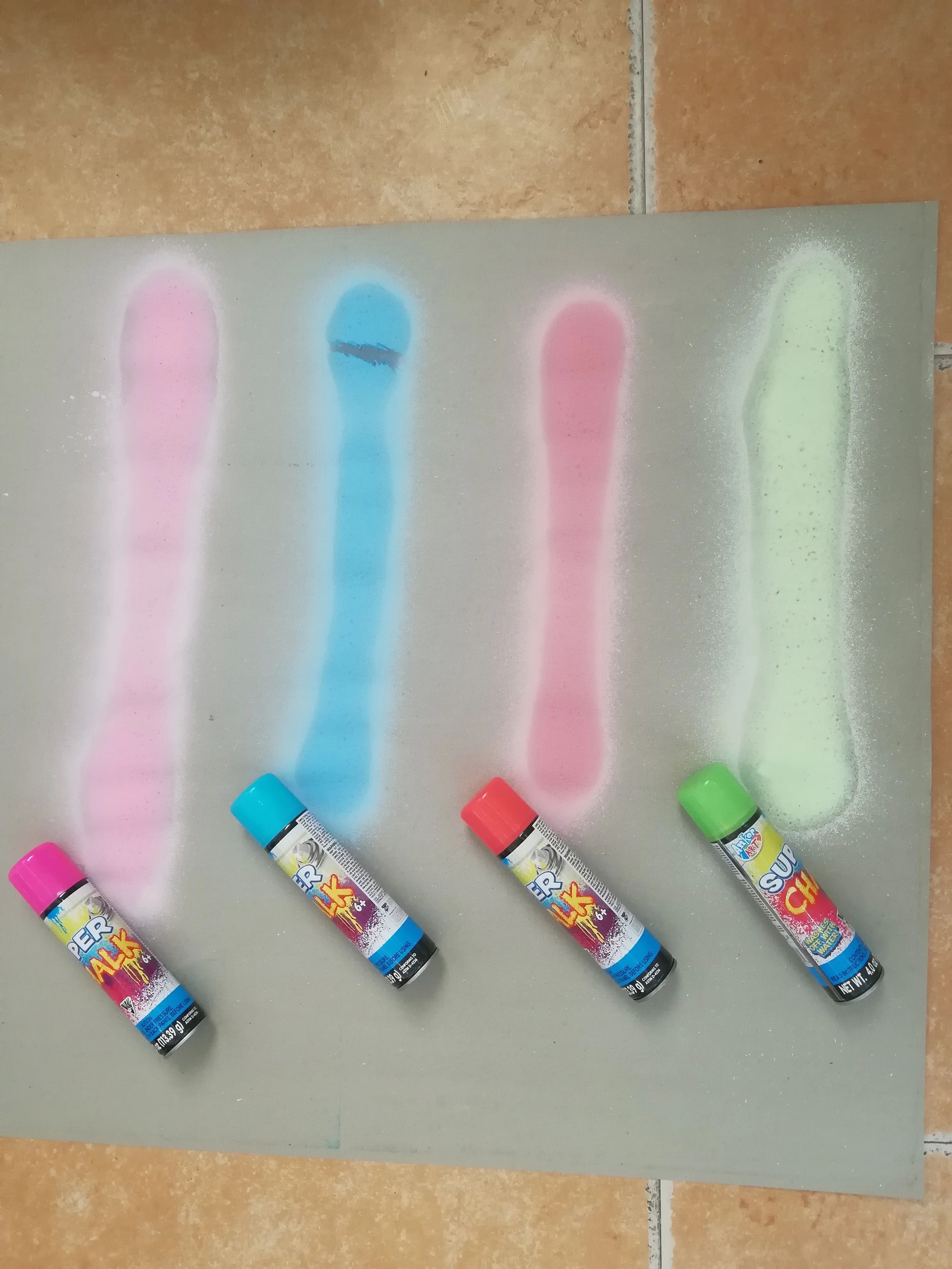 Мелки-спрей 3 унции с блестками для маркировки дорог и граффити для детей более 8 лет, легко моющиеся