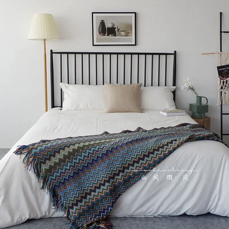 2024 New Design Nordic Sofa Tassel Cape Blanket for Couch Cover Knitted Decorative Blanket Bed Runner Flag For Hotel Home