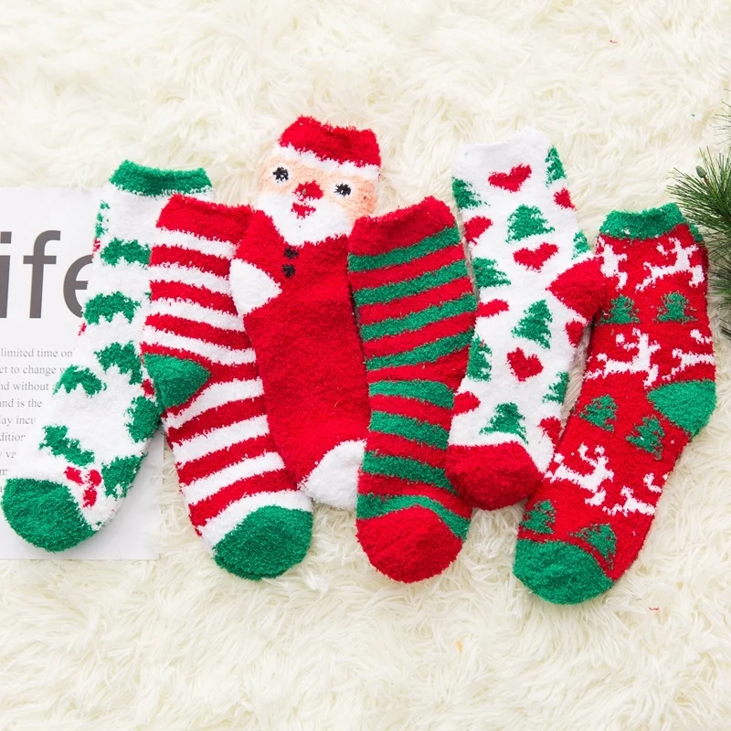 wholesale high quality gift packing fuzzy women christmas socks