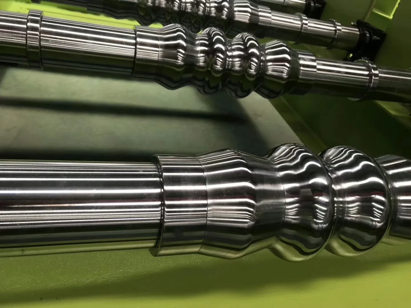 Steel roof panel corrugated roll making machine China supplier